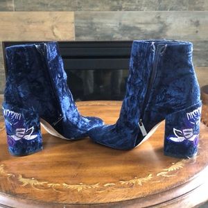 Jessica Simpson Shoes | Jessica Simpson Blue Velvet Boots Size 6 | Color: Blue | Size: 6 | Cieras_Fashions's Closet